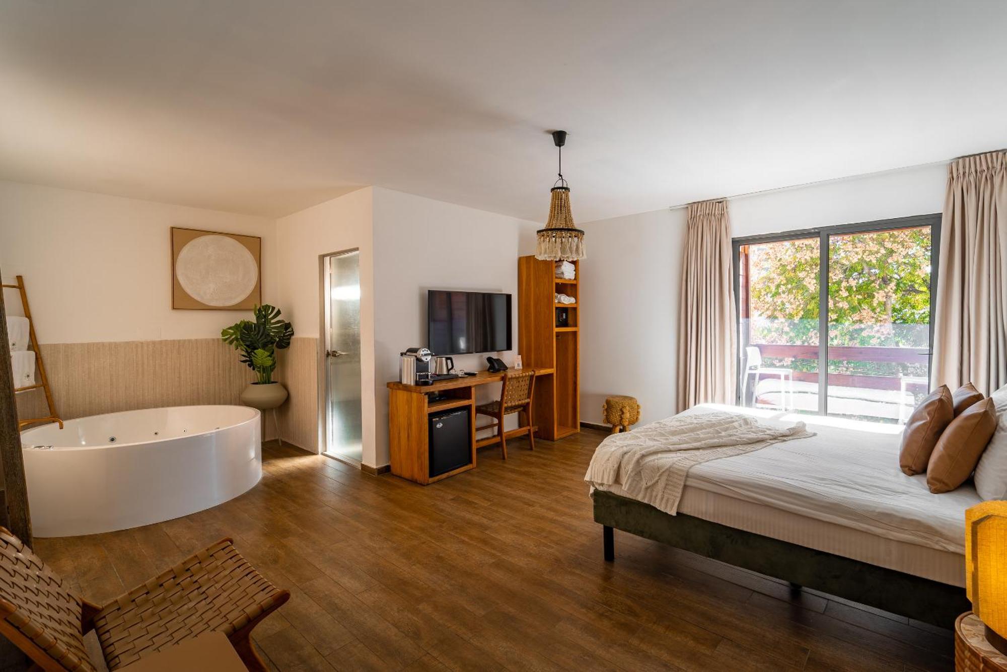 Estate Spa Boutique Hotel - Adults Only Реховот Экстерьер фото